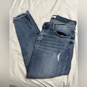 Kensie Jeans from stitch fix. Between mid-rise and high-rise. Ankle/cropped